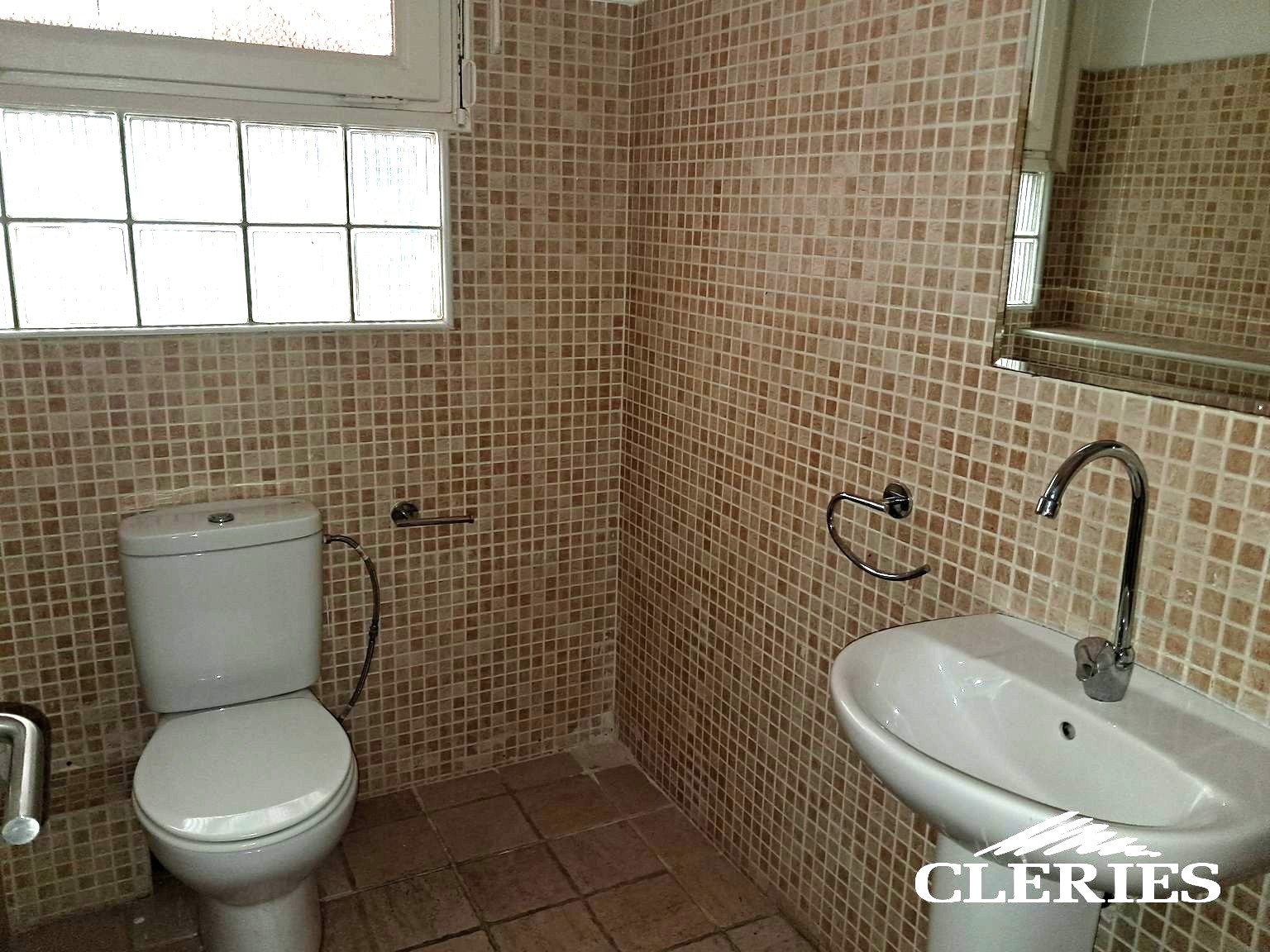 /RealEstateImages/6770/20250910_132331 [Resolucion de Escritorio].jpg